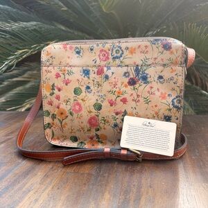 Patricia Nash Prarie Rose Collection Vallata Crossbody Handbag Purse Bag